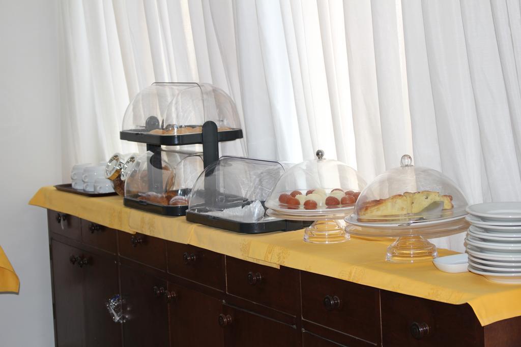 Hotel Fiesta Casalpusterlengo Bagian luar foto