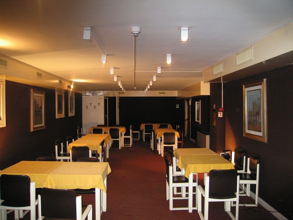 Hotel Fiesta Casalpusterlengo Bagian luar foto